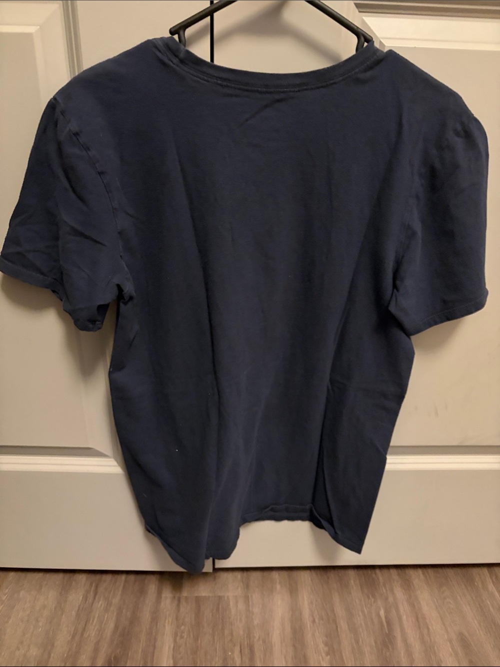 Nike Kids Navy Tee with Yellow NIKE Arch Logo - Picture 4 of 4
